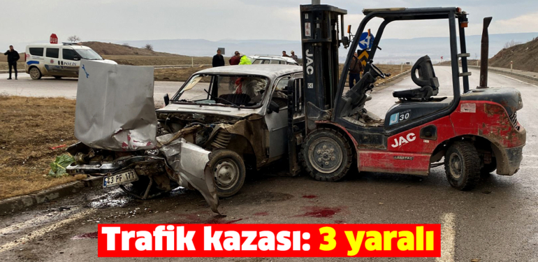 Kütahya’daki trafik kazasında 3 kişi yaralandı