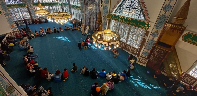 Kütahya’da çocuklar için camide etkinlik düzenlendi