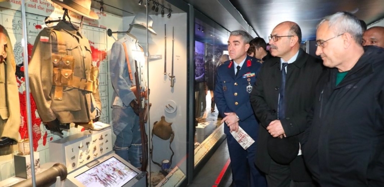 Çanakkale Savaşları Mobil Müzesi, Kütahya’da ziyarete açıldı