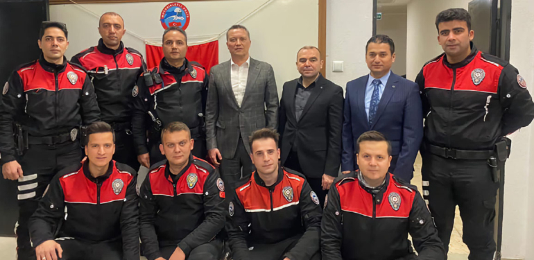 Kütahya’da Yunus Timleri 200 ruhsatsız tabanca ele geçirdi