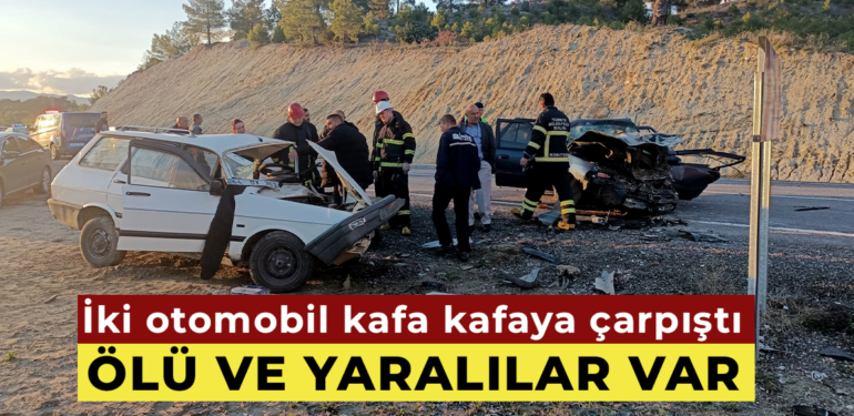 Kütahya’da iki otomobil çarpıştı, ortalık savaş alanına döndü