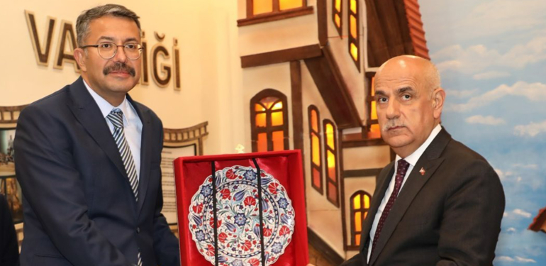 Tarım ve Orman Bakanı Kirişçi Kütahya’da