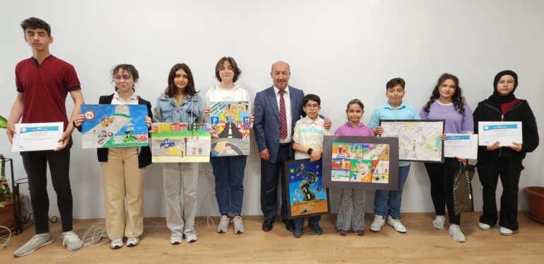 Kütahya’da dereceye giren öğrenciler ödüllendirildi