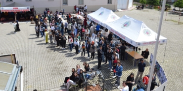 Simav’da öğrencilerden festival gibi şölen