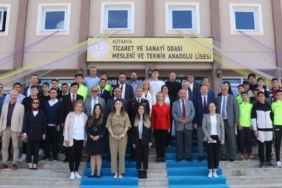 Kütahya'da firmalar ve meslek liseleri buluştu