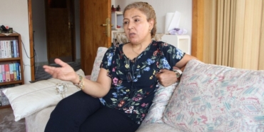 Emekli hemşireyi internet üzerinden dolandırdılar