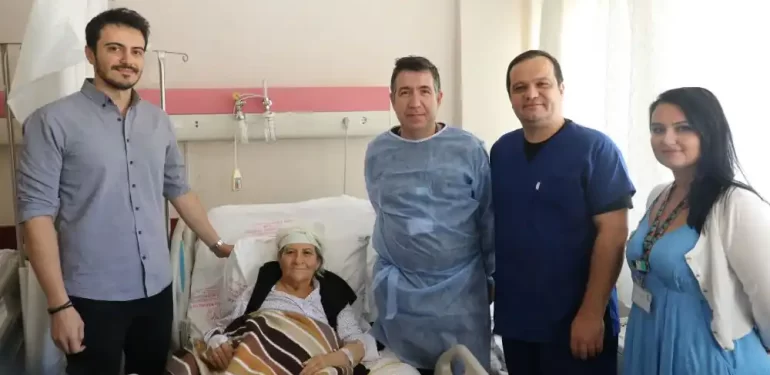 Ege Bölgesinde İlk Tips İşlemi Ksbü’de Uygulandı