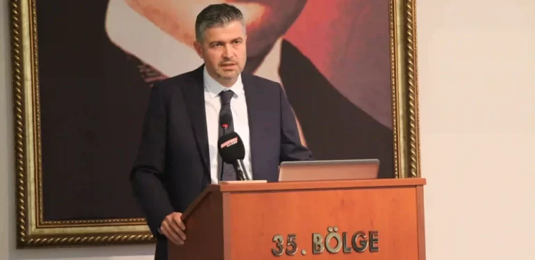 Kütahya Eczacı Odası’nda Ceylan, güven tazeledi