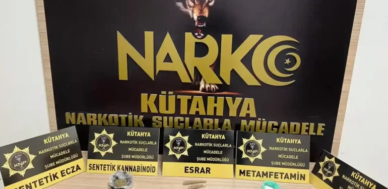 Kütahya’ya uyuşturucu getirecekti, yakayı ele verdi