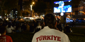 Kütahyalılar “Filenin Sultanları”nı dev ekranda izledi