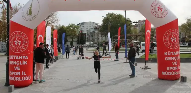 Kütahya’yı Atatürk’ü Anma Koşusunda temsil edecekler