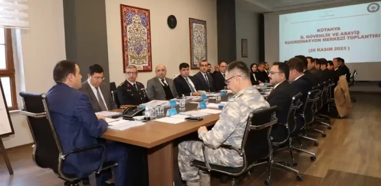 Musa Işın güvenlik ve asayiş toplantısında uyuşturucuyla mücadele tedbirleri ele alındı