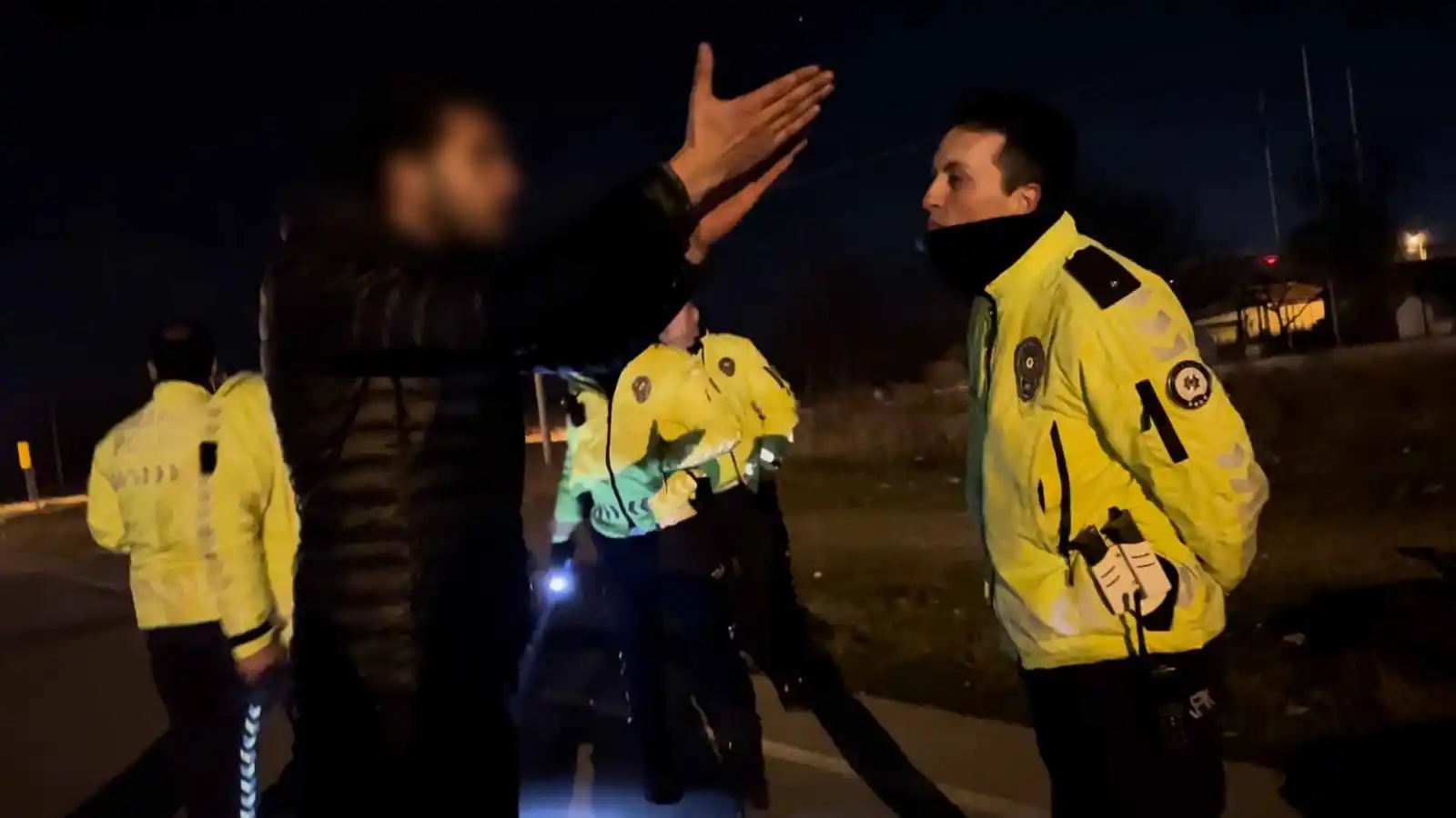 Kütahya'da yılbaşı denetiminde 52 alkollü sürücüye cezai işlem