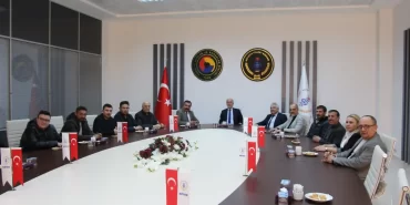 Kamil Saraçoğlu, KÜTBO'yu ziyaret etti