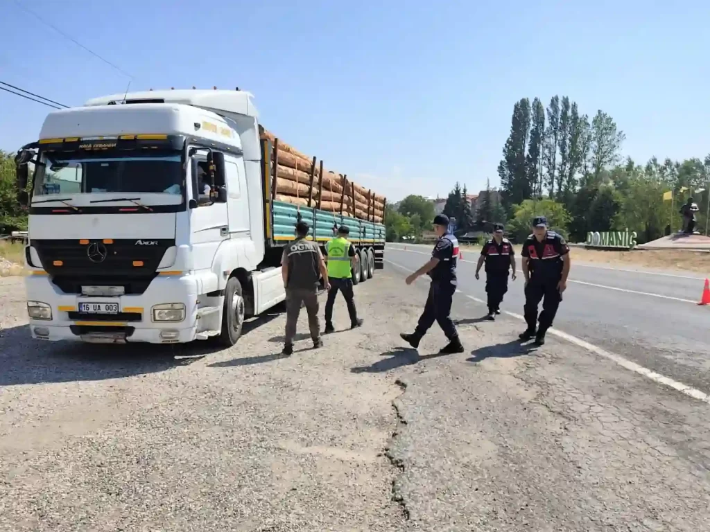 Kütahya’da orman yangınlarına karşı mobil kontroller