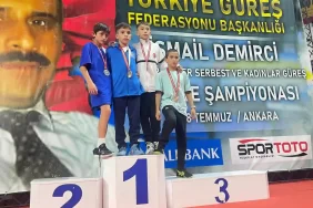 Kütahyalı güreşçi Türkiye üçüncüsü