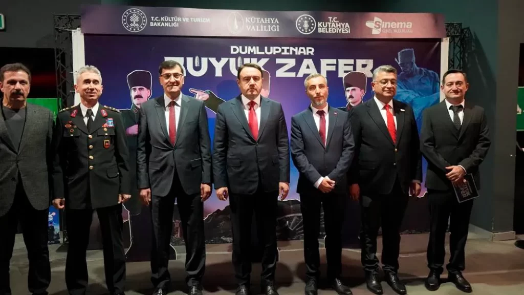 Kütahya’da ‘Dumlupınar Büyük Zafer’ filminin galası yapıldı