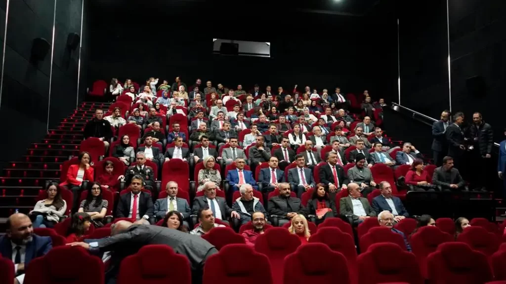 Kütahya’da ‘Dumlupınar Büyük Zafer’ filminin galası yapıldı