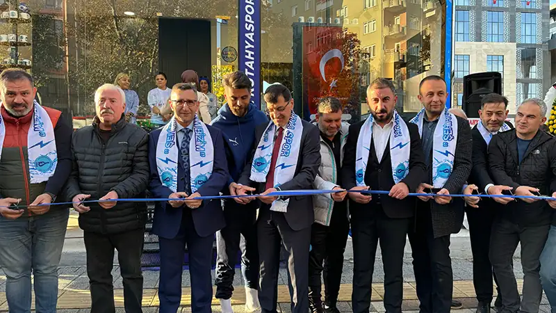 Belediye Kütahyaspor Şimşek Store coşkuyla açıldı