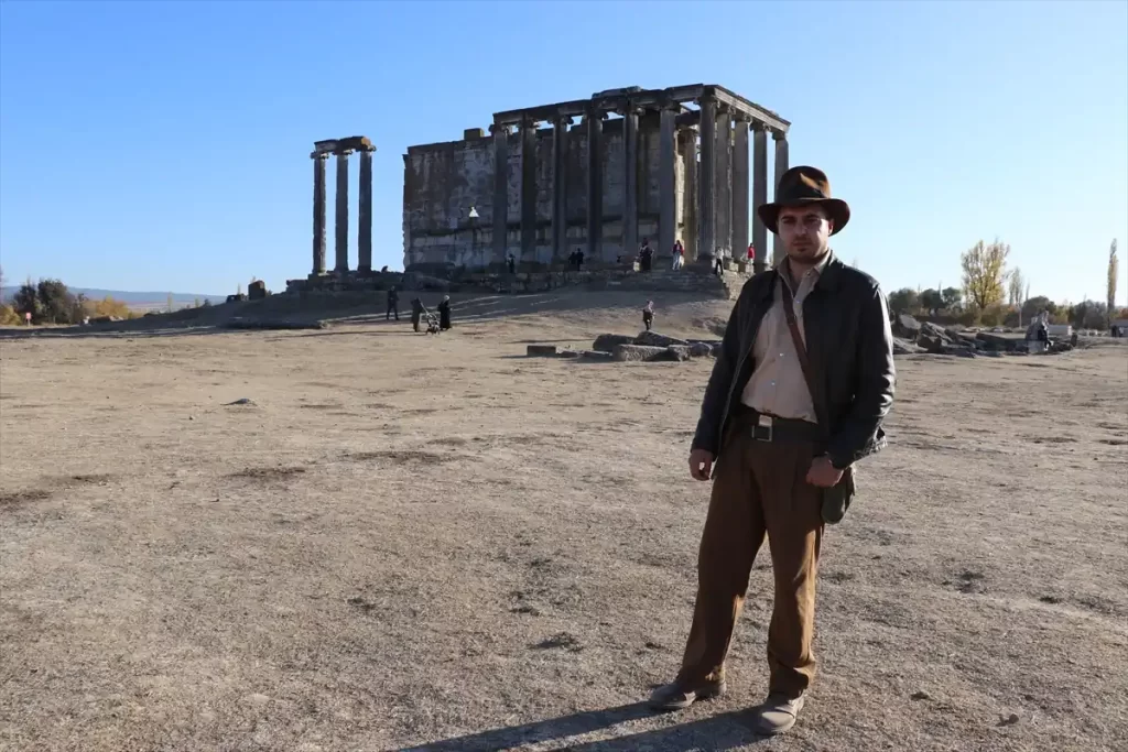 Kütahya Aizanoi'de Indiana Jones esintisi