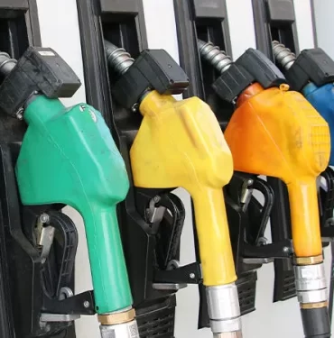 Brent petrol fiyatları düşerken akaryakıt fiyatları indiriliyor