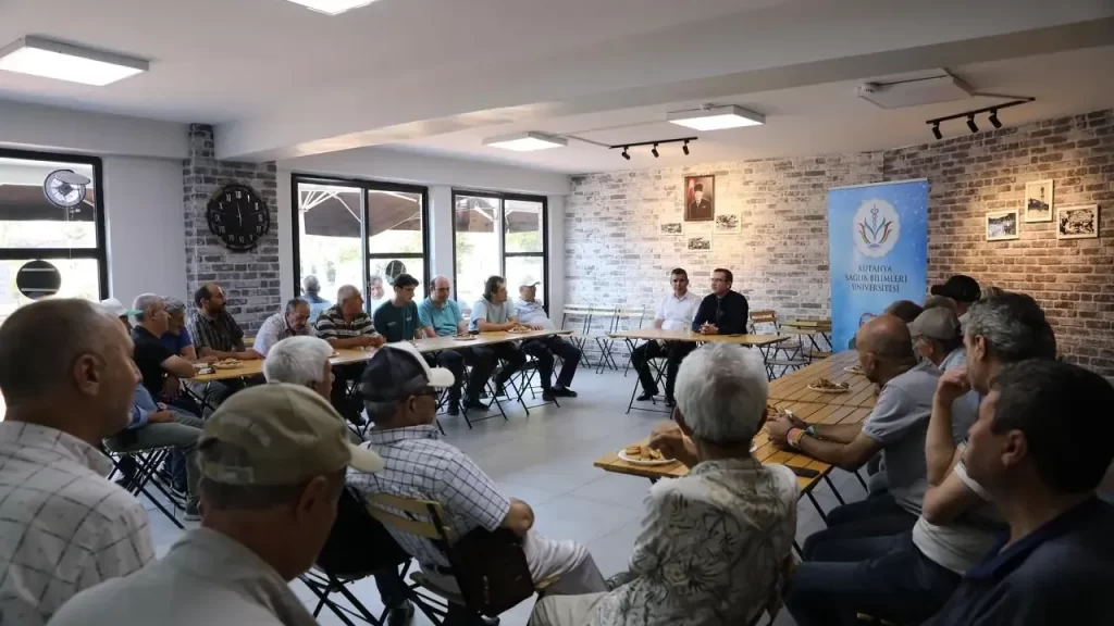 KSBÜ, “Bilim kafe”de kanser ve tedavileri konuşuldu