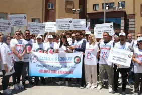 Kütahya’da sağlık çalışanları zam teklifini kabul etmedi
