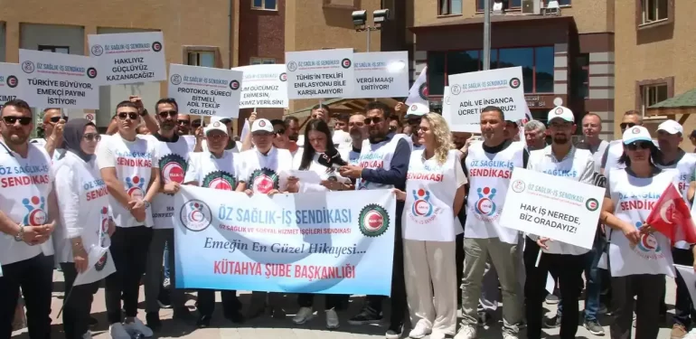 Kütahya’da sağlık çalışanları zam teklifini kabul etmedi