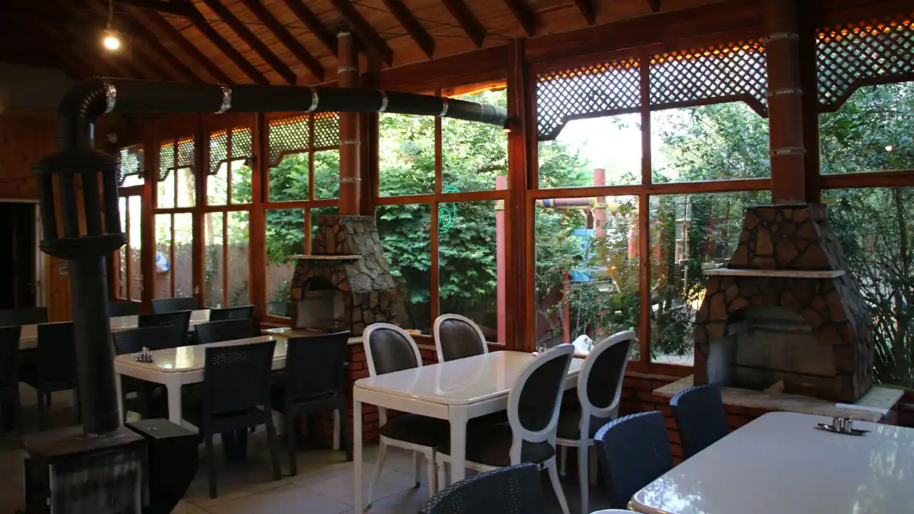 Kütahyalı kadın girişimciden yeni yatırım: Ahenk Et ve Balık Restoran
