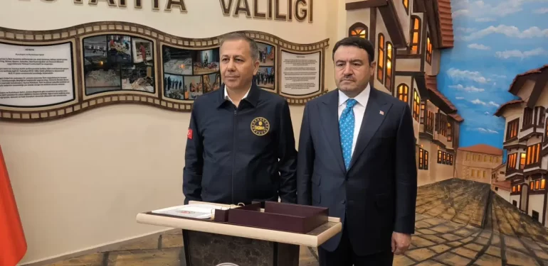 İçişleri Bakanı Yerlikaya, Kütahya’da