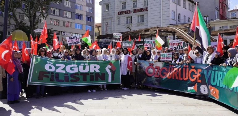 Kütahya’da “Gazze İçin Sessiz Çığlık” etkinliği düzenlendi